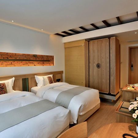 Suoxishanju Light Luxury Resort Hotel Жангжиаже Екстериор снимка