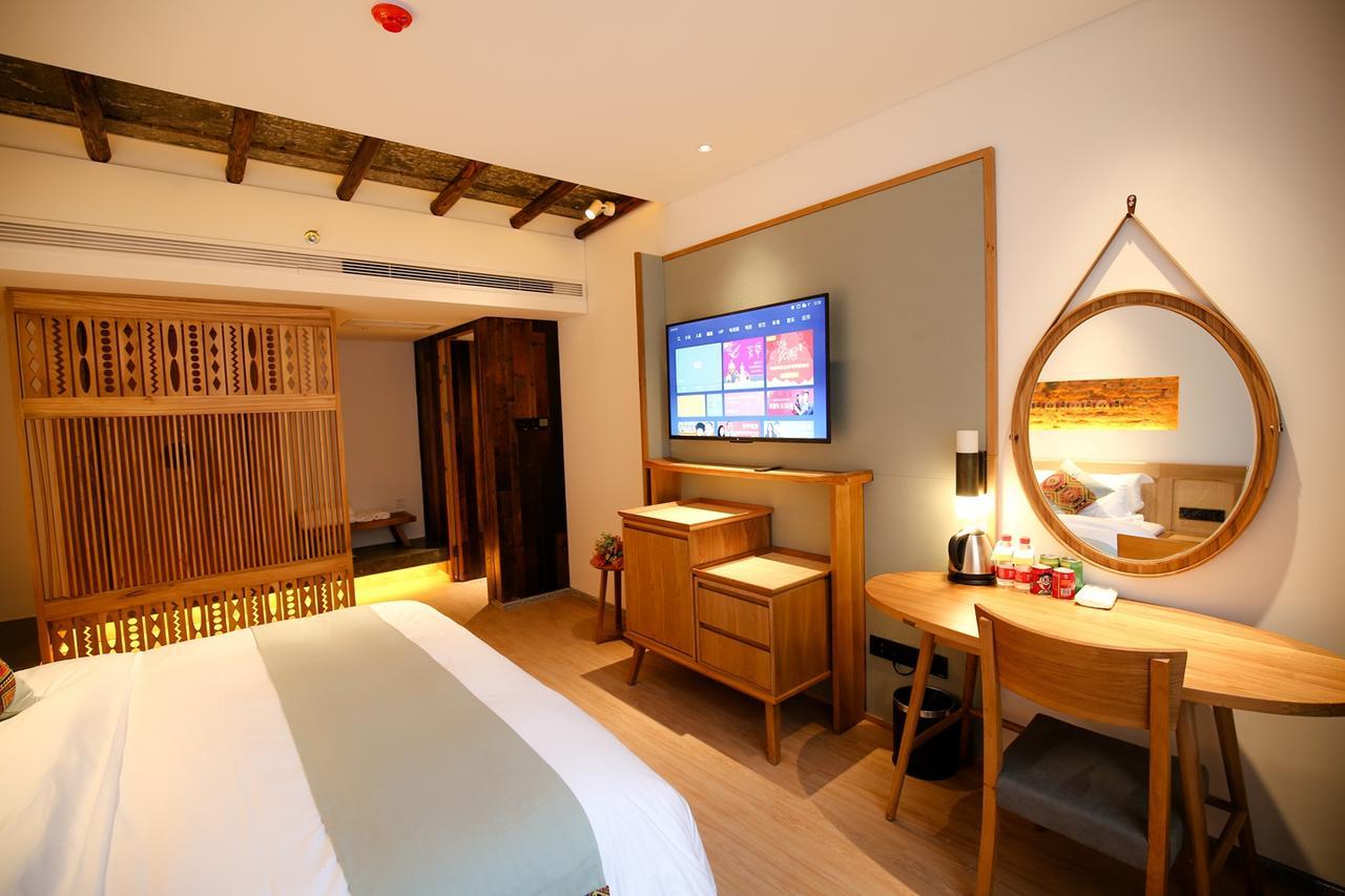Suoxishanju Light Luxury Resort Hotel Жангжиаже Екстериор снимка