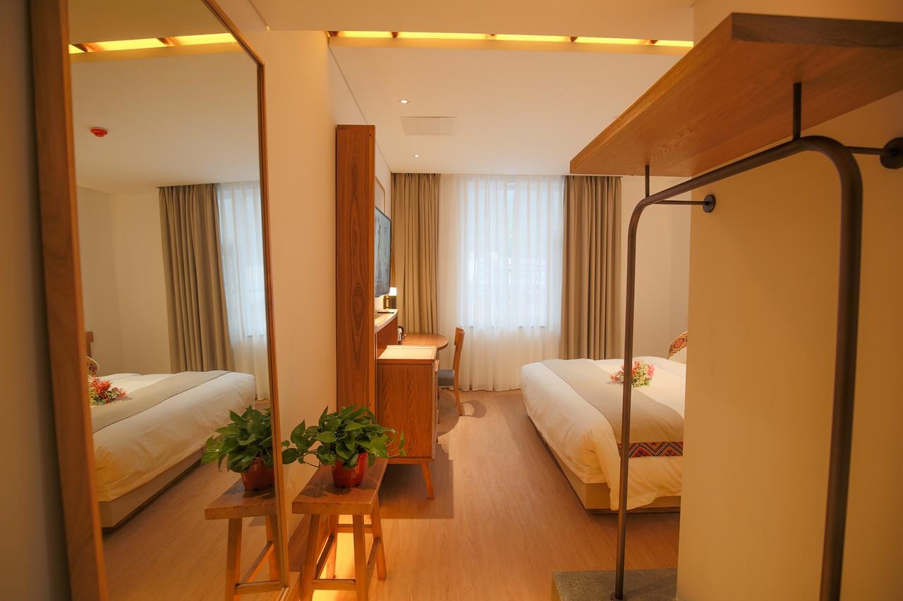 Suoxishanju Light Luxury Resort Hotel Жангжиаже Екстериор снимка