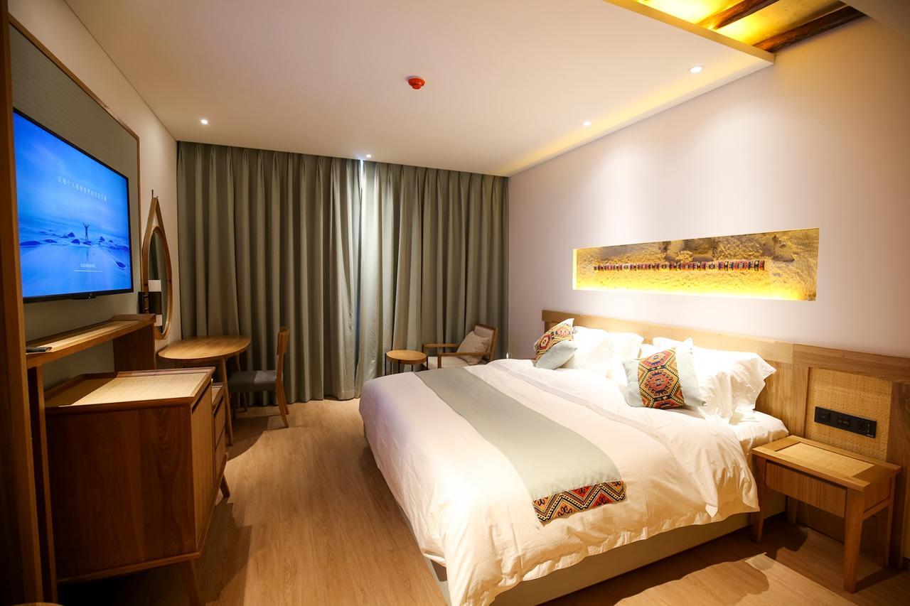 Suoxishanju Light Luxury Resort Hotel Жангжиаже Екстериор снимка
