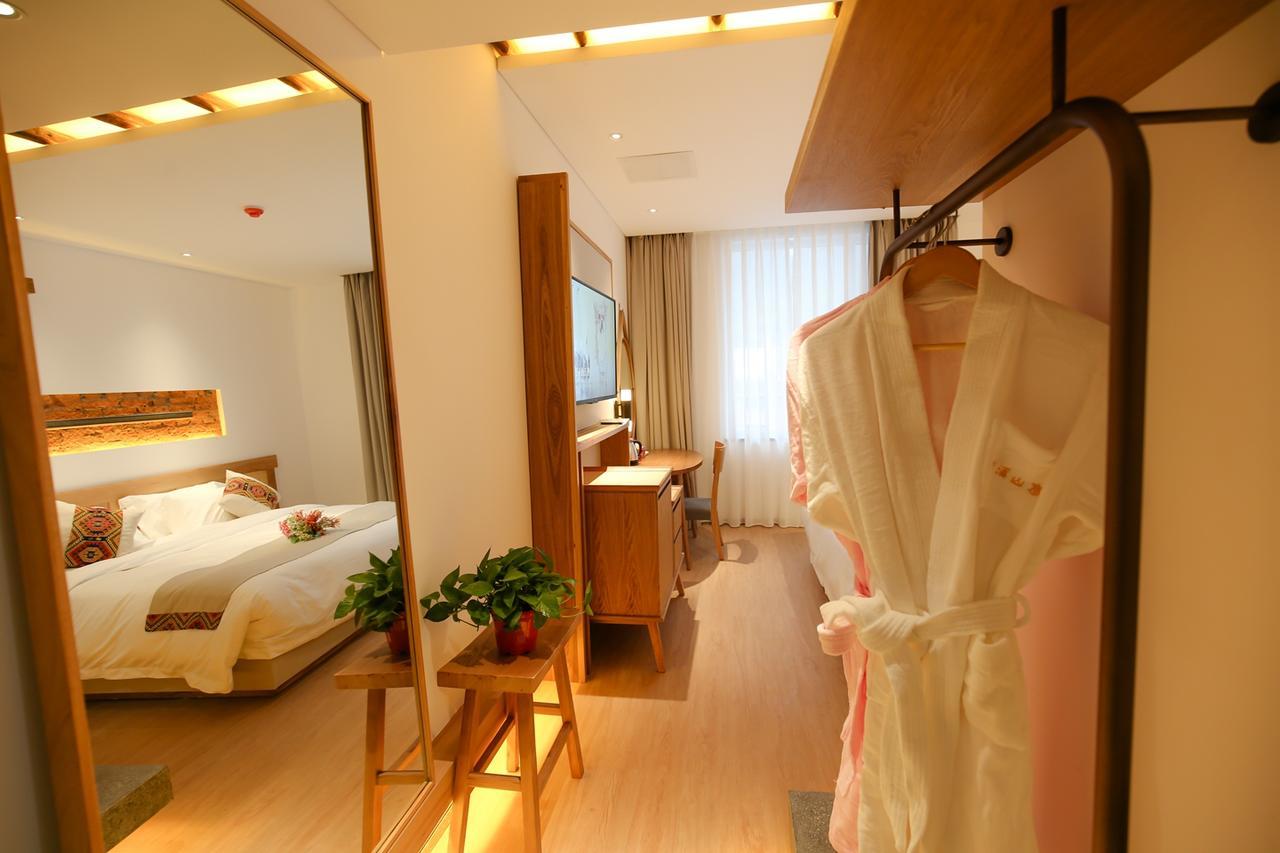 Suoxishanju Light Luxury Resort Hotel Жангжиаже Екстериор снимка