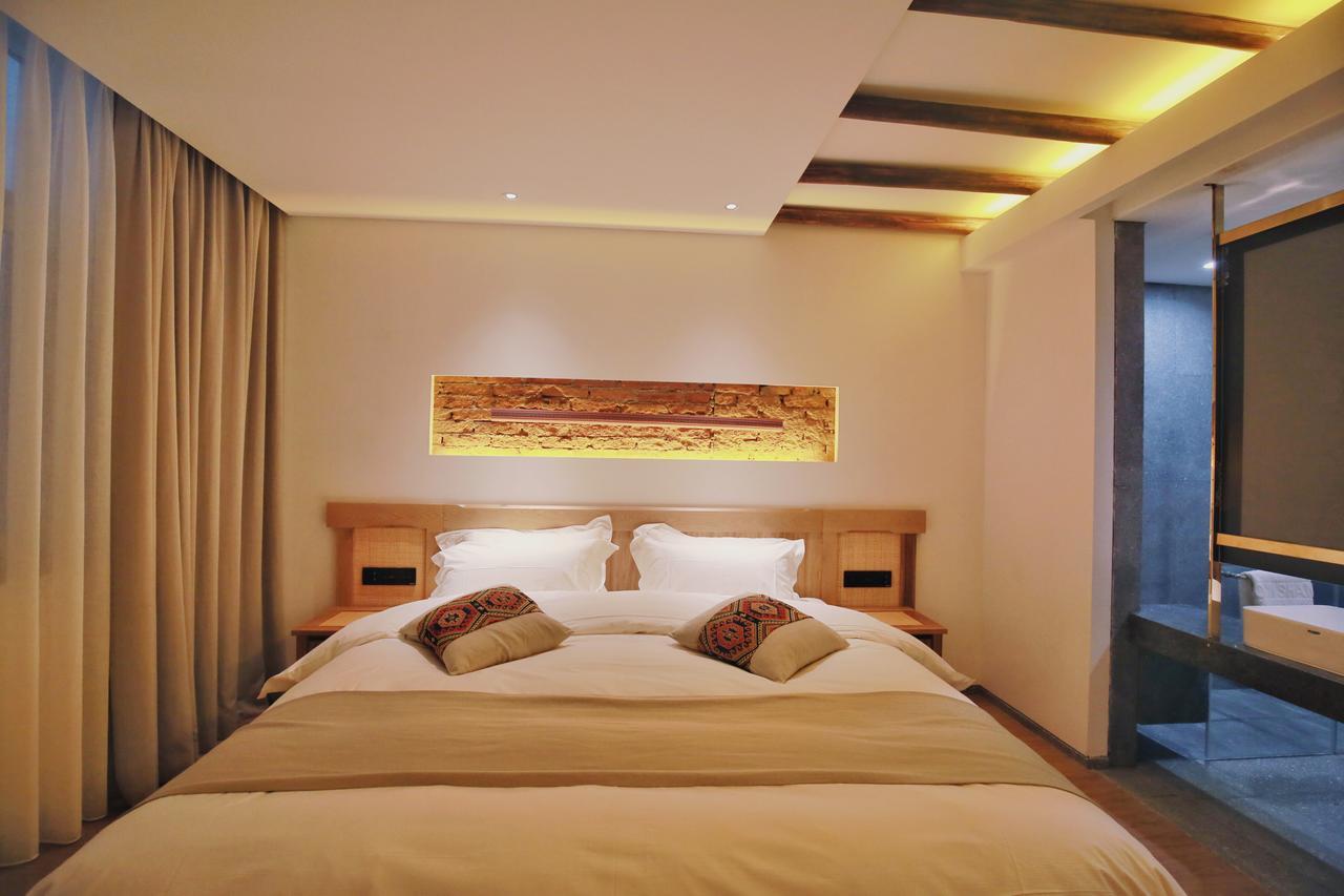 Suoxishanju Light Luxury Resort Hotel Жангжиаже Екстериор снимка