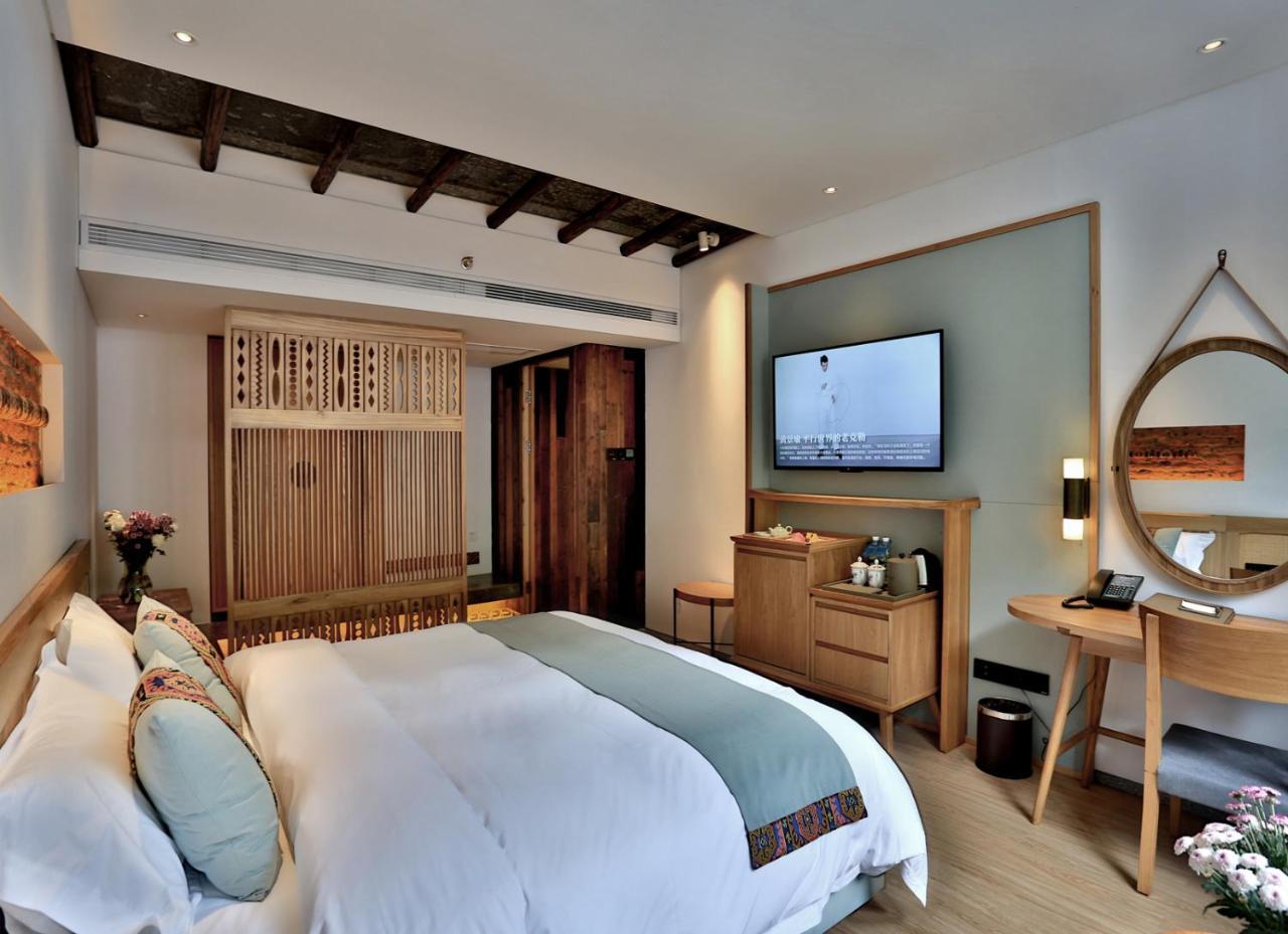 Suoxishanju Light Luxury Resort Hotel Жангжиаже Екстериор снимка